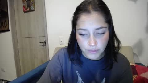 Snapshot of dakota01_ chatting on February 12, 2:45 am IG dakotasofiaa online show from February 12, 2:45 am