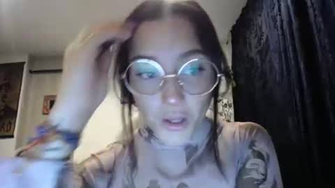 Snapshot of dakota01_ chatting on February 14, 1:34 am IG dakotasofiaa online show from February 14, 1:34 am