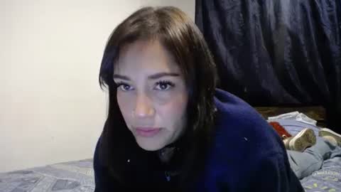 Snapshot of dakota01_ chatting on March 6, 12:43 am IG dakotasofiaa online show from March 6, 12:43 am