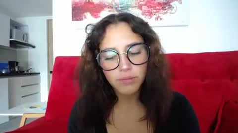 Snapshot of dakota01_ chatting on November 28, 5:15 pm IG dakotasofiaa online show from November 28, 5:15 pm