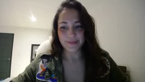 IG  dakotasofiaa online show from February 10, 11:31 pm