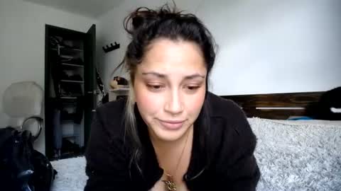 Snapshot of dakota01_ chatting on July 16, 10:27 pm IG dakotasofiaa online show from July 16, 10:27 pm