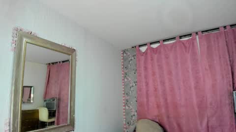 Snapshot of dakota_fox11_aws chatting on December 15, 2:30 am Dakota online show from December 15, 2:30 am