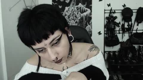 Snapshot of dakota_krall_ chatting on November 19, 4:56 am dakota online show from November 19, 4:56 am