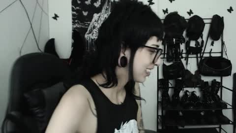 dakota online show from February 26, 3:38 am