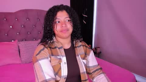 dakota_mars online show from October 18, 12:17 pm