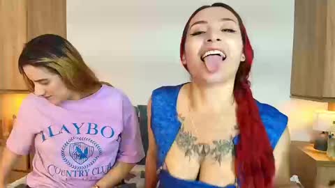 Dakota-Megan online show from September 22, 2:52 pm