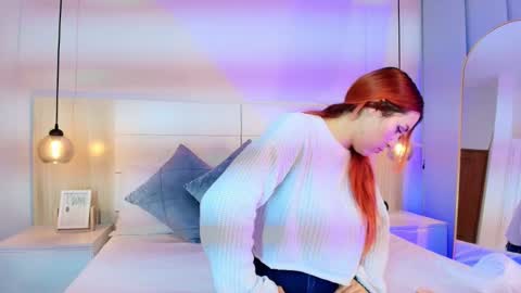 Dakota-Megan online show from November 18, 1:04 pm