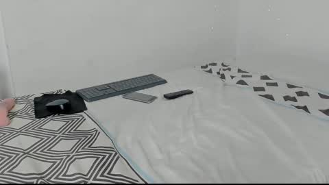 Snapshot of dakota_x18 chatting on November 6, 9:05 pm dakota_x18 online show from November 6, 9:05 pm