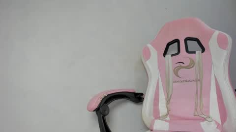 dakota_x18 online show from February 11, 10:26 pm