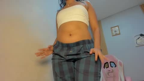 dakota_x18 online show from February 12, 7:20 pm