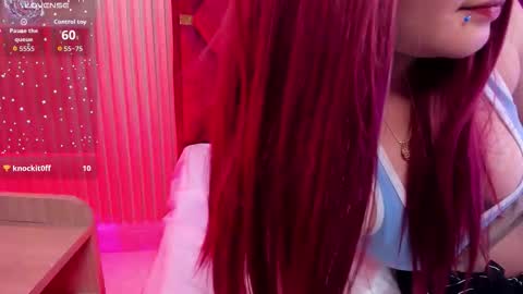 Snapshot of dakotamoon_ chatting on February 13, 3:08 pm Dakota Moon online show from February 13, 3:08 pm