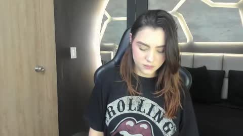 Dakota  online show from January 13, 1:05 pm