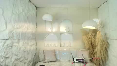 Dakotha  online show from February 21, 3:18 am