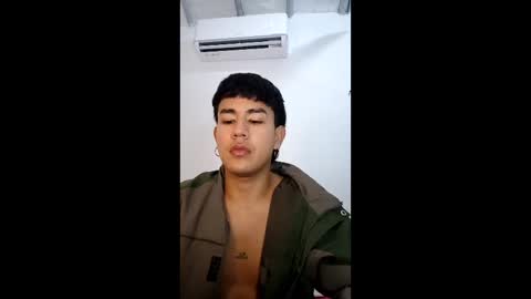 dalejo02 online show from December 22, 12:51 am