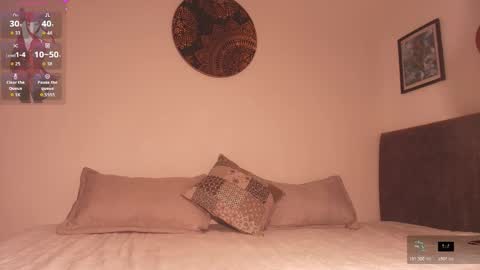 Snapshot of dalhila chatting on March 1, 11:01 am D A L H I L A online show from March 1, 11:01 am