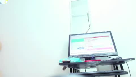 Snapshot of dalia_2 chatting on February 3, 3:42 am Ren online show from February 3, 3:42 am
