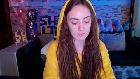 Dalia  online show from November 24, 9:42 am