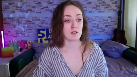 Dalia  online show from April 14, 10:32 am