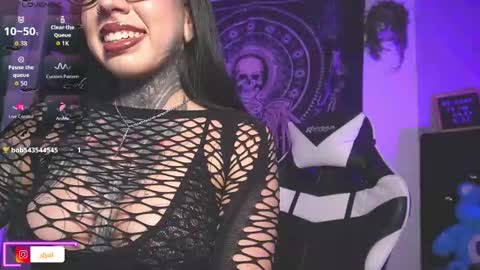 dalia_vorhees online show from December 3, 1:35 am