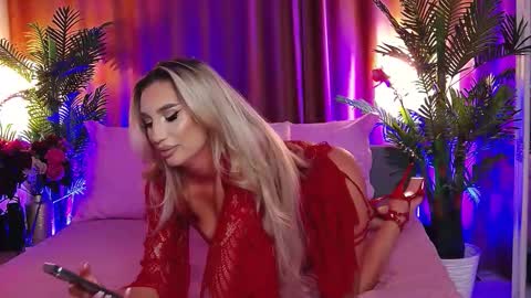 DalidaSelena online show from February 12, 5:52 pm