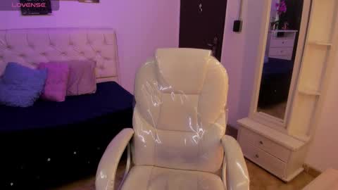 dalilah_420 online show from December 2, 7:53 pm