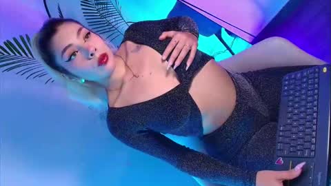 Snapshot of dalilathoms chatting on January 10, 9:16 pm dalilathoms online show from January 10, 9:16 pm