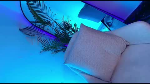 Snapshot of dalilathoms chatting on January 11, 8:47 pm dalilathoms online show from January 11, 8:47 pm