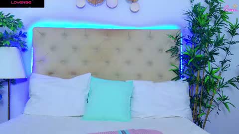 Snapshot of daliyaa_ chatting on June 17, 12:18 pm daliyaa_ online show from June 17, 12:18 pm