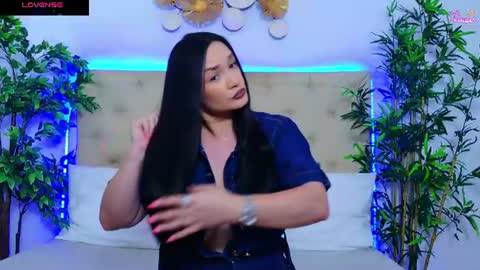 Snapshot of daliyaa_ chatting on July 8, 12:20 pm daliyaa_ online show from July 8, 12:20 pm