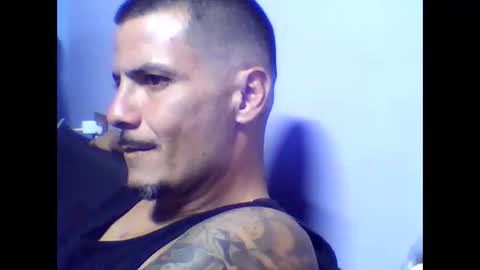 Snapshot of dallaslove23 chatting on October 2, 8:10 am dallaslove23 online show from October 2, 8:10 am