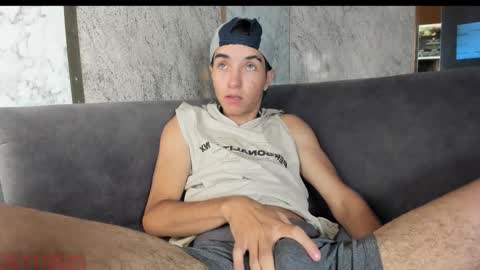 Dallen Grant online show from November 5, 1:33 pm