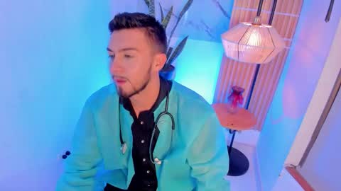 dalton_white online show from September 29, 12:32 pm