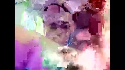 Snapshot of dam052891 chatting on October 14, 4:35 am dam052891 online show from October 14, 4:35 am
