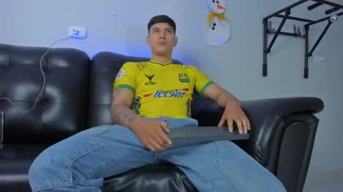 DAMIAN online show from December 13, 9:35 am