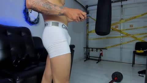 DAMIAN online show from December 21, 7:13 am