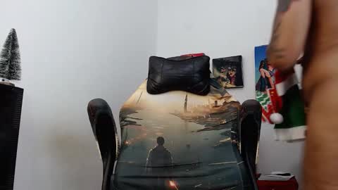 damian64436171 online show from December 15, 4:17 am