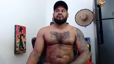 Snapshot of damian64436171 chatting on April 28, 5:07 pm damian64436171 online show from April 28, 5:07 pm