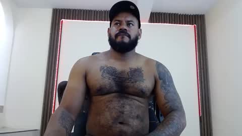 Snapshot of damian64436171 chatting on May 14, 4:14 pm damian64436171 online show from May 14, 4:14 pm