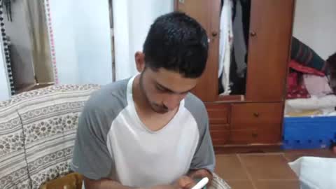 Snapshot of damian_29 chatting on November 23, 2:28 pm Damian online show from November 23, 2:28 pm