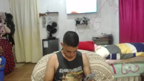 Damian online show from May 7, 11:43 pm