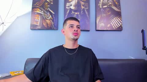 Damian Oliver online show from March 9, 3:10 am