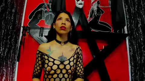 Snapshot of damian_and_tiana chatting on November 30, 12:53 pm damian_and_tiana online show from November 30, 12:53 pm