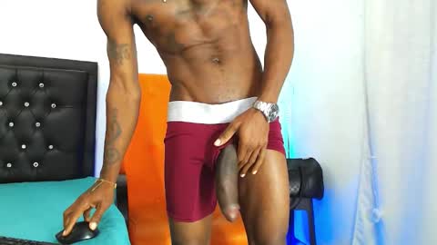 Snapshot of damian_hart_24cm chatting on October 10, 8:57 am damian_hart_24cm online show from October 10, 8:57 am