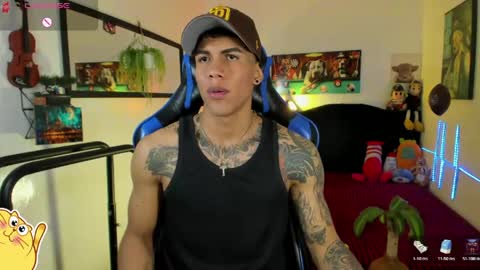 Damian online show from April 15, 7:58 pm