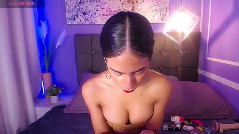 damian_n_lissa online show from November 21, 2:21 am