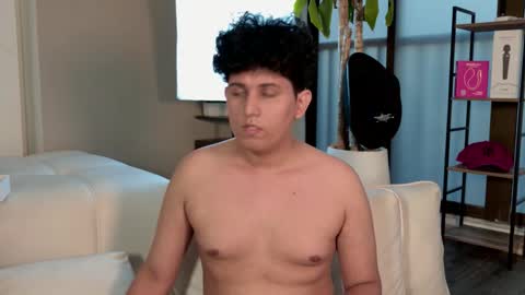 damian_salvatoree online show from October 13, 10:32 pm