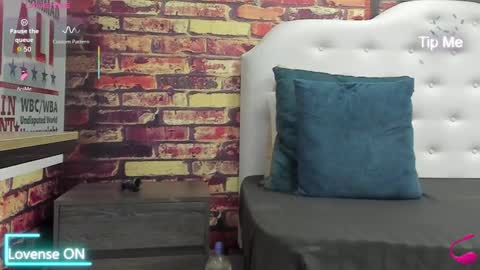 damian_shakur online show from January 15, 12:10 pm