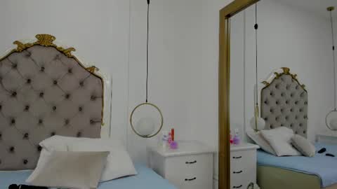 Damiana online show from July 28, 6:42 pm