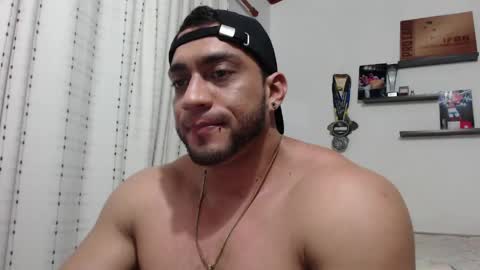 Snapshot of damiannstonexxx chatting on April 16, 4:13 am Danny online show from April 16, 4:13 am